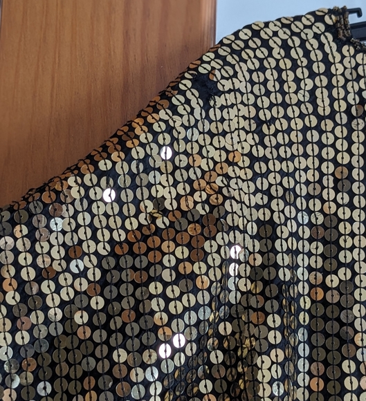Vintage Gold Sequin Top, Size L - Picture 10 of 13